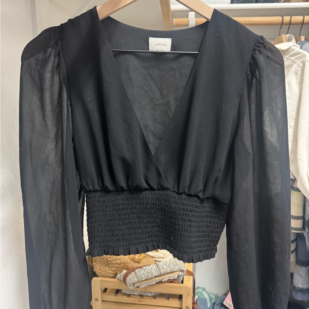 Wilfred Classic Black Top